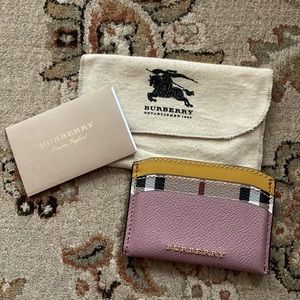 Burberry dusty pink cardholder